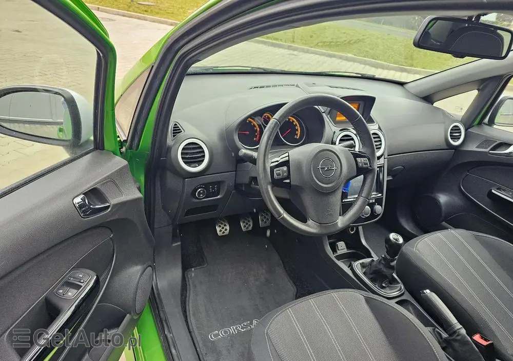 OPEL Corsa 1.4 Turbo ecoFLEX Start-Stop Color Stripes