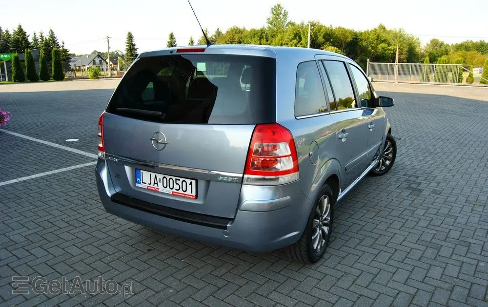 OPEL Zafira 