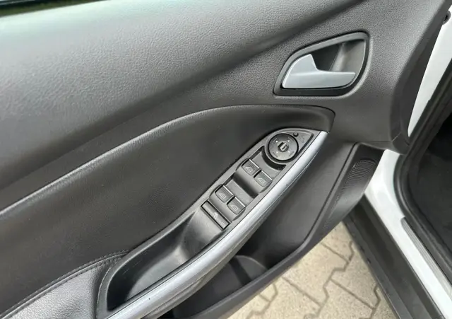 FORD Focus 2.0 TDCi Titanium