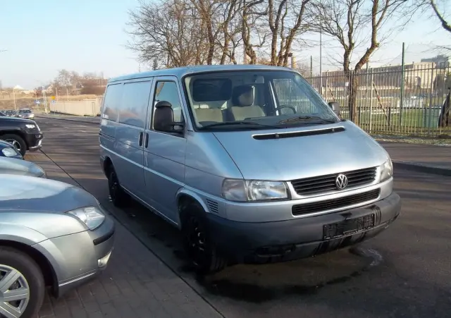 VOLKSWAGEN Transporter T4 