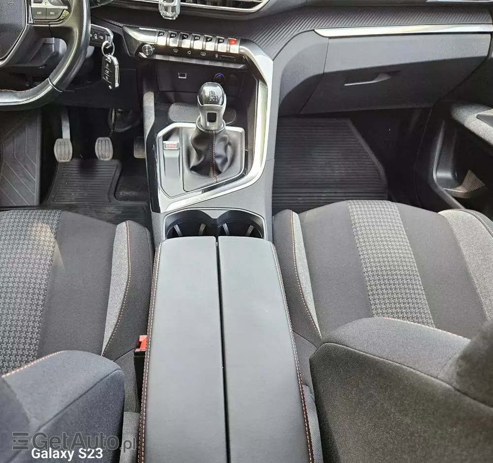 PEUGEOT 3008 PureTech 130 Stop & Start GPF Active