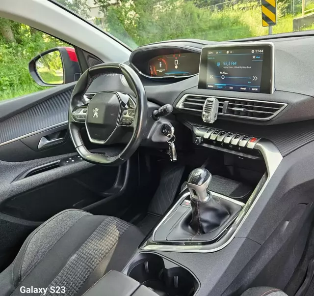 PEUGEOT 3008 PureTech 130 Stop & Start GPF Active