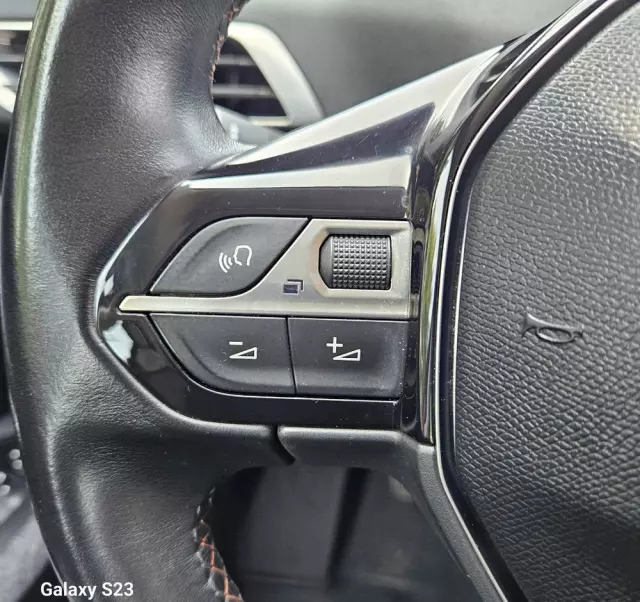 PEUGEOT 3008 PureTech 130 Stop & Start GPF Active