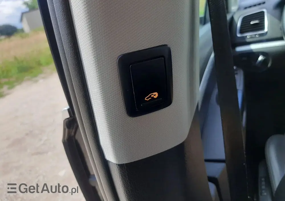 VOLKSWAGEN Sharan 2.0 TDI Blue Motion Highline
