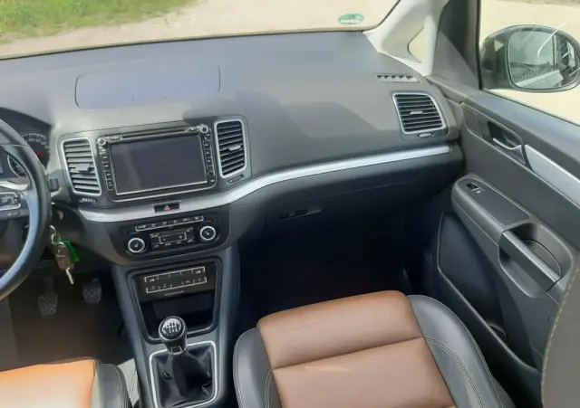 VOLKSWAGEN Sharan 2.0 TDI Blue Motion Highline