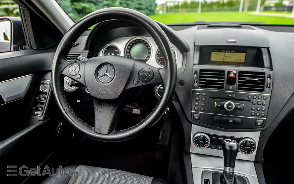 MERCEDES-BENZ Klasa C 200 7G-TRONIC Avantgarde Edition