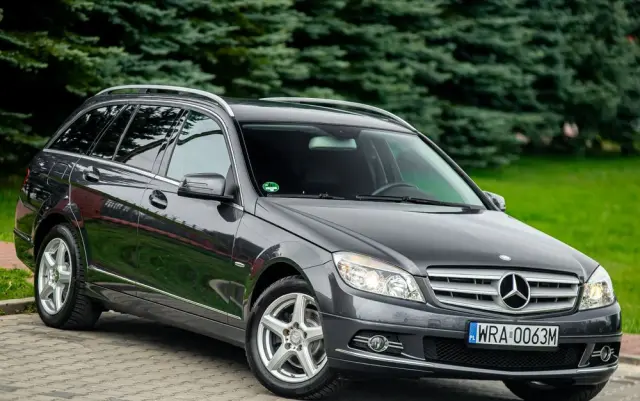 MERCEDES-BENZ Klasa C 200 7G-TRONIC Avantgarde Edition