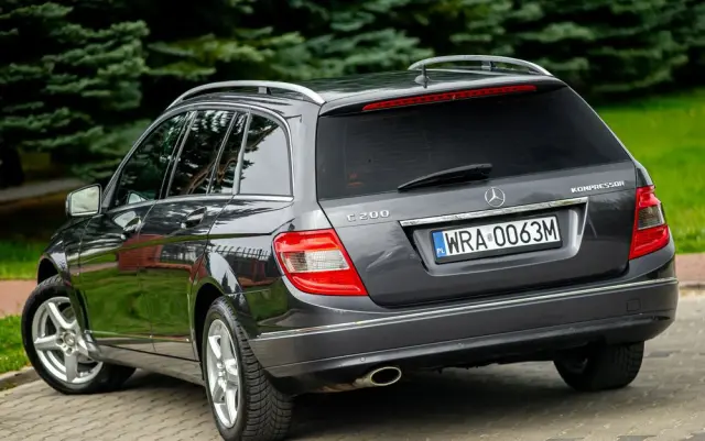 MERCEDES-BENZ Klasa C 200 7G-TRONIC Avantgarde Edition