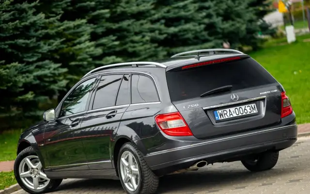 MERCEDES-BENZ Klasa C 200 7G-TRONIC Avantgarde Edition