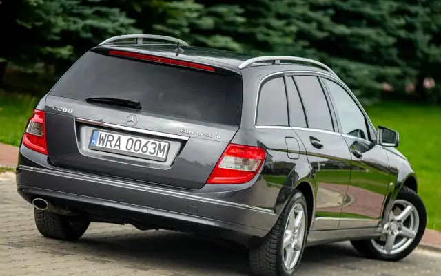 MERCEDES-BENZ Klasa C 200 7G-TRONIC Avantgarde Edition