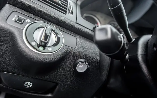 MERCEDES-BENZ Klasa C 200 7G-TRONIC Avantgarde Edition