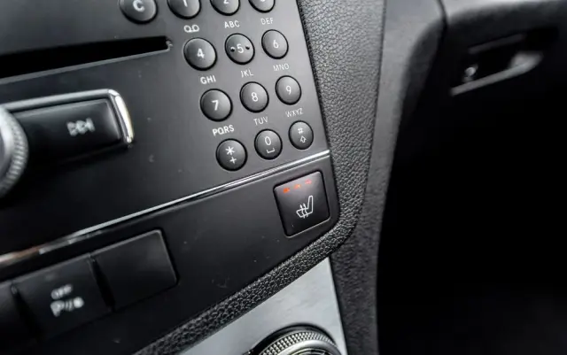 MERCEDES-BENZ Klasa C 200 7G-TRONIC Avantgarde Edition