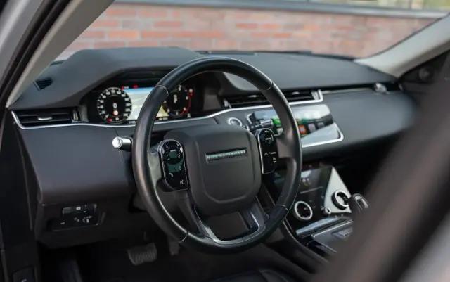 LAND ROVER Range Rover Evoque D200 Dynamic HSE