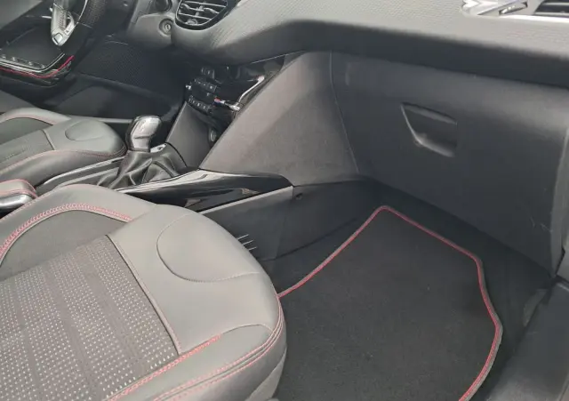 PEUGEOT 2008 PureTech 110 Stop&Start GT-Line Edition