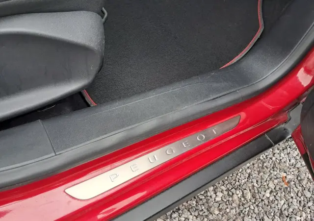 PEUGEOT 2008 PureTech 110 Stop&Start GT-Line Edition