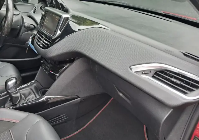 PEUGEOT 2008 PureTech 110 Stop&Start GT-Line Edition