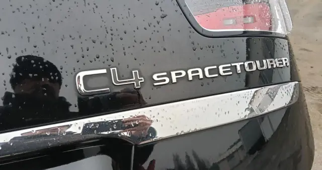 CITROËN C4 SpaceTourer Grand PureTech 130 Stop&Start LIVE PLUS