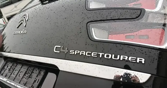 CITROËN C4 SpaceTourer Grand PureTech 130 Stop&Start LIVE PLUS