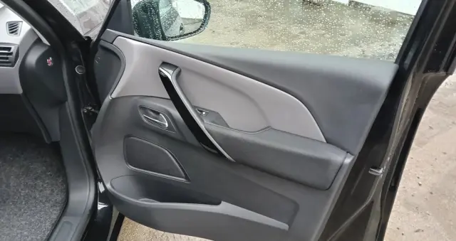 CITROËN C4 SpaceTourer Grand PureTech 130 Stop&Start LIVE PLUS