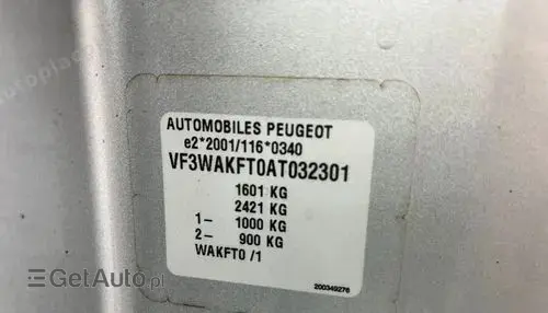 PEUGEOT 207 