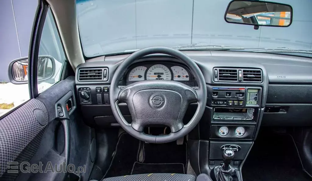 OPEL Calibra 