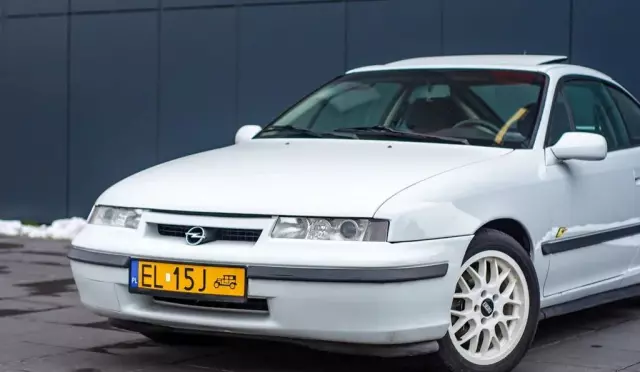 OPEL Calibra 