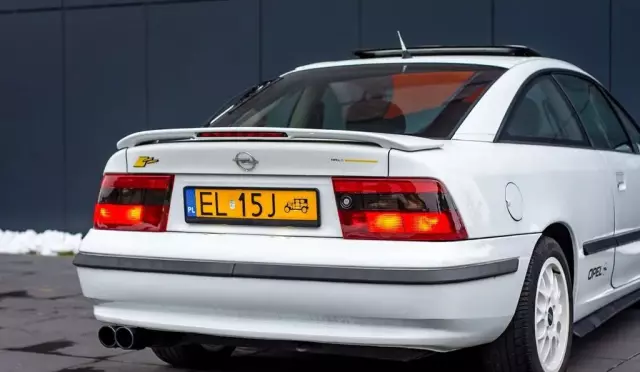 OPEL Calibra 