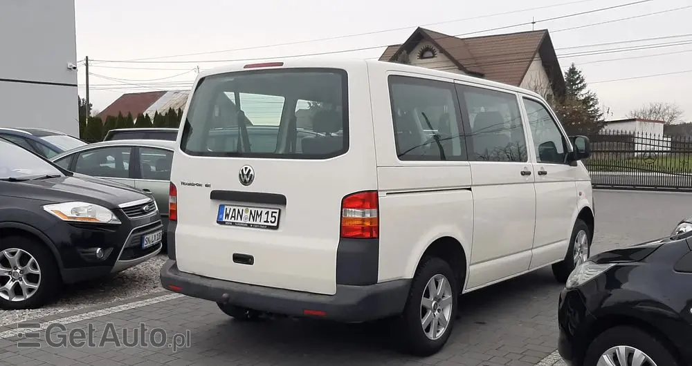 VOLKSWAGEN Caravelle 