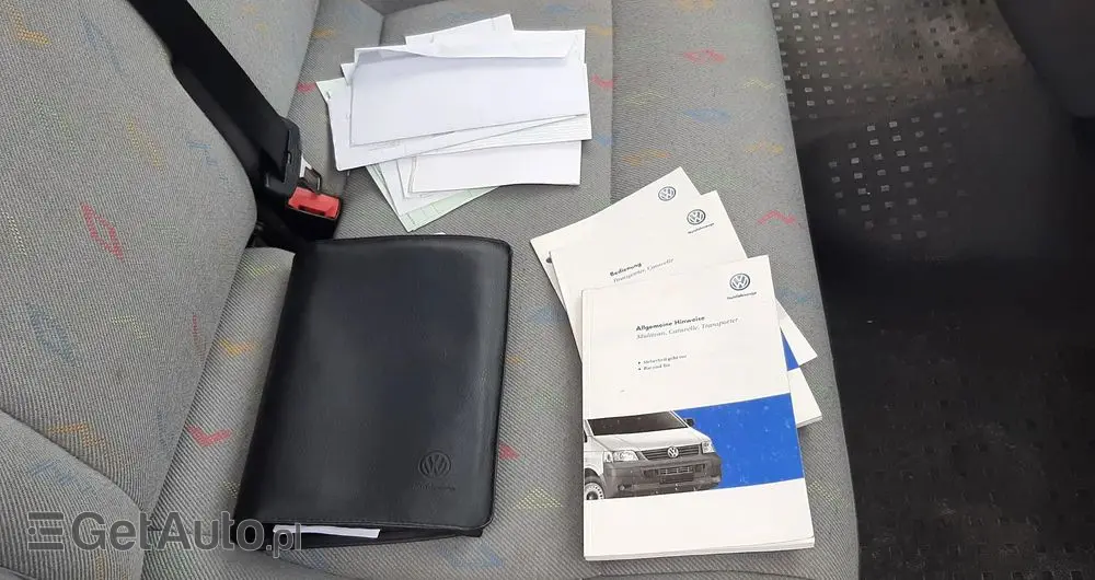 VOLKSWAGEN Caravelle 