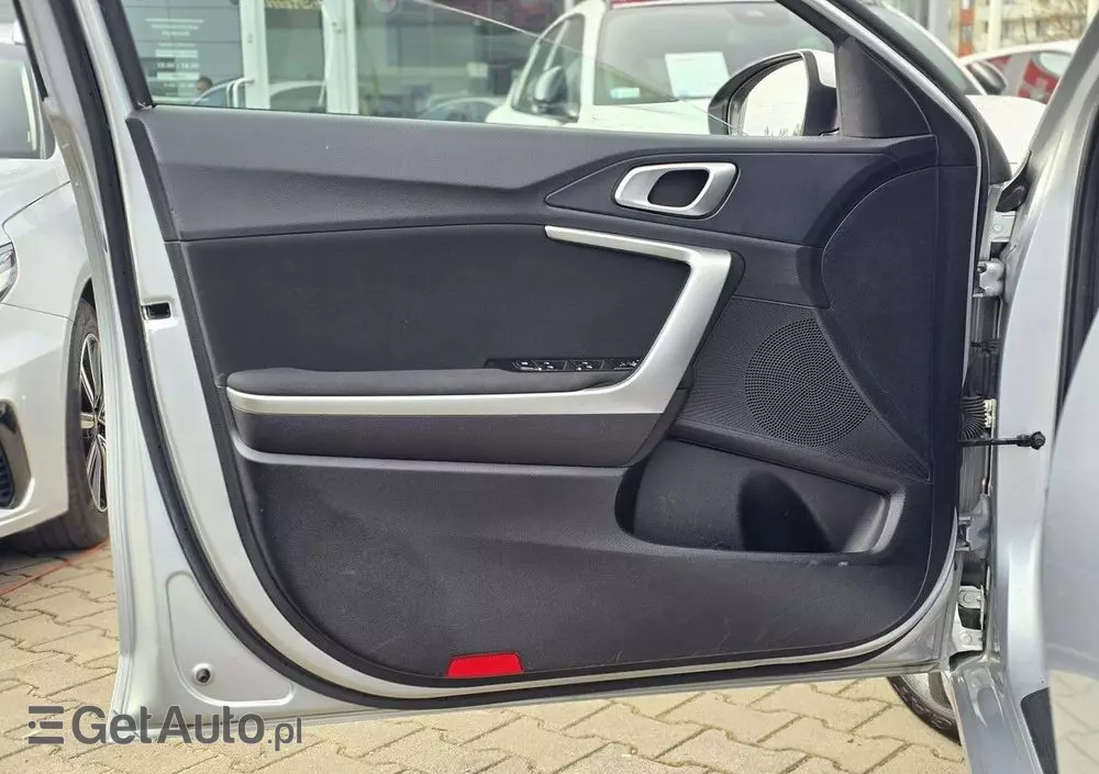 KIA Ceed Cee'd 1.4 M