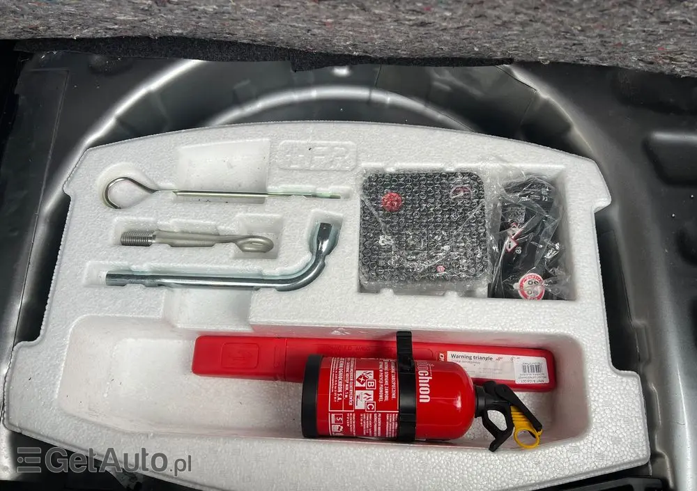 SUZUKI Swift 1.2 Dualjet Hybrid Club