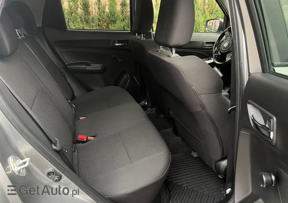 SUZUKI Swift 1.2 Dualjet Hybrid Club