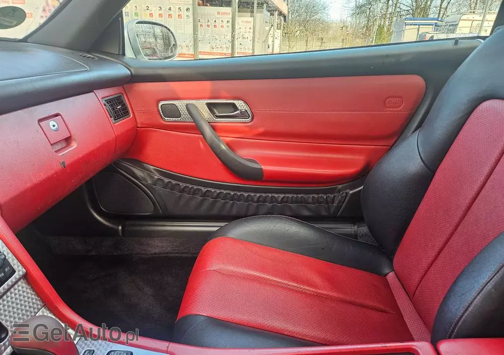 MERCEDES-BENZ SLK 