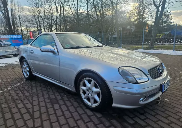 MERCEDES-BENZ SLK 