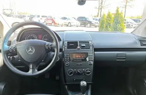 MERCEDES-BENZ Klasa A 