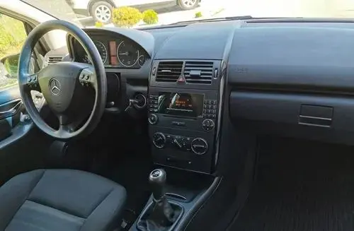 MERCEDES-BENZ Klasa A 