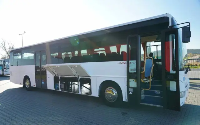 IRISBUS RECREO / EURO5 / SPROWADZONY / MANUAL / 