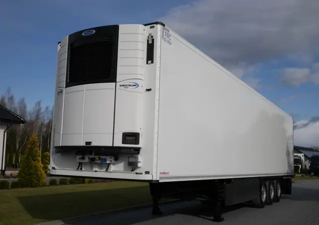 SCHMITZ CARGOBULL CARRIER VECTOR  4170 MTH Stan Idealny 