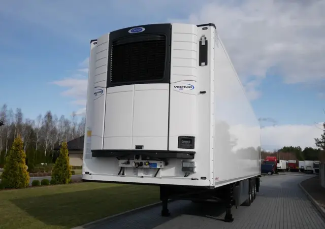 SCHMITZ CARGOBULL CARRIER VECTOR  4170 MTH Stan Idealny 