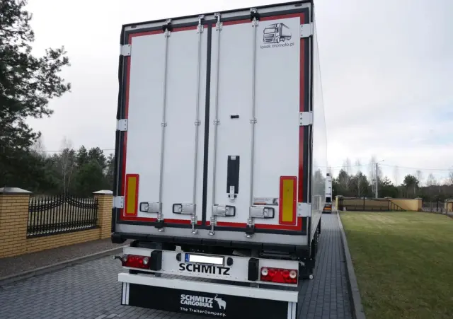 SCHMITZ CARGOBULL CARRIER VECTOR  4170 MTH Stan Idealny 
