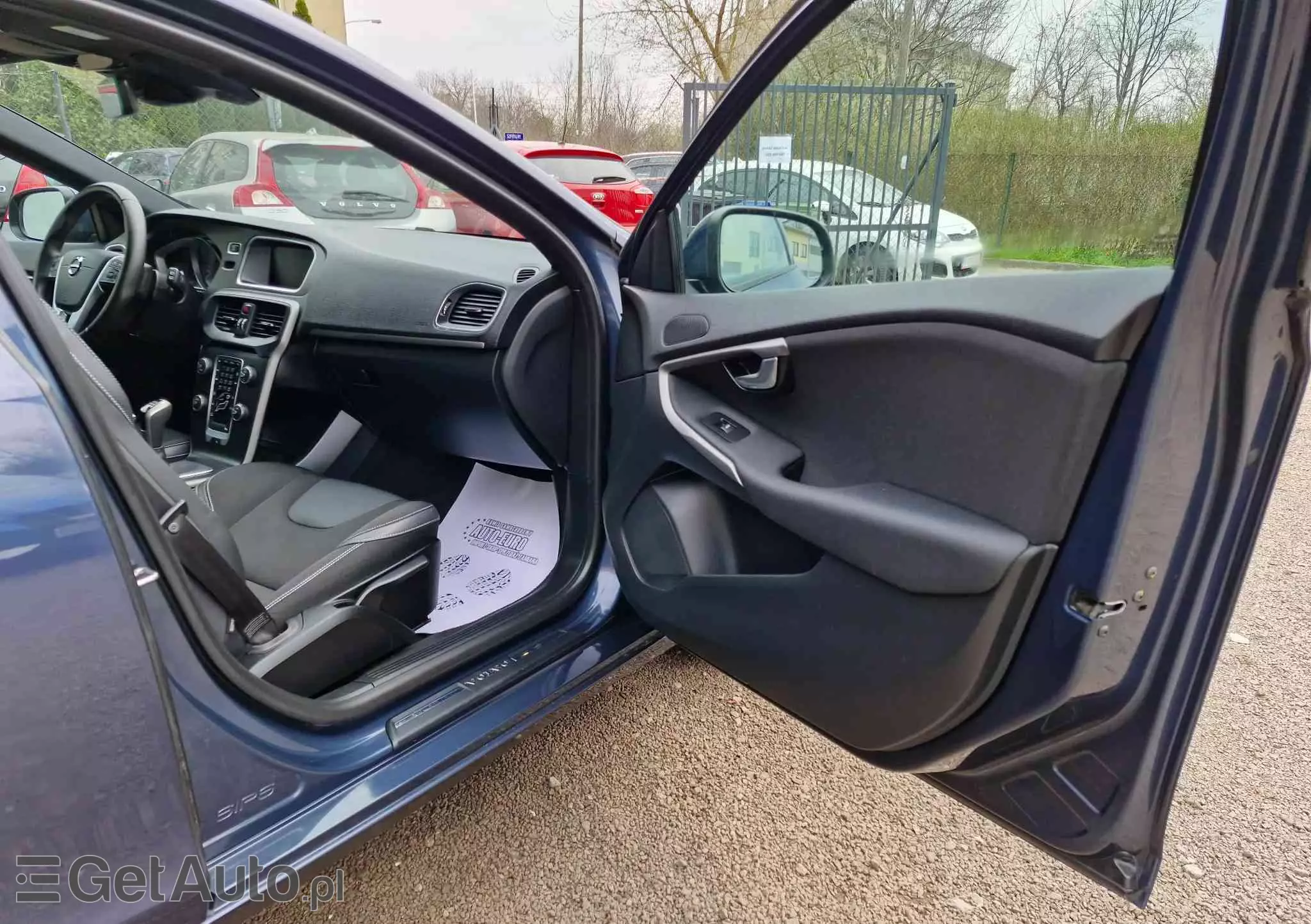 VOLVO V40 D2 Drive-E SCR Momentum