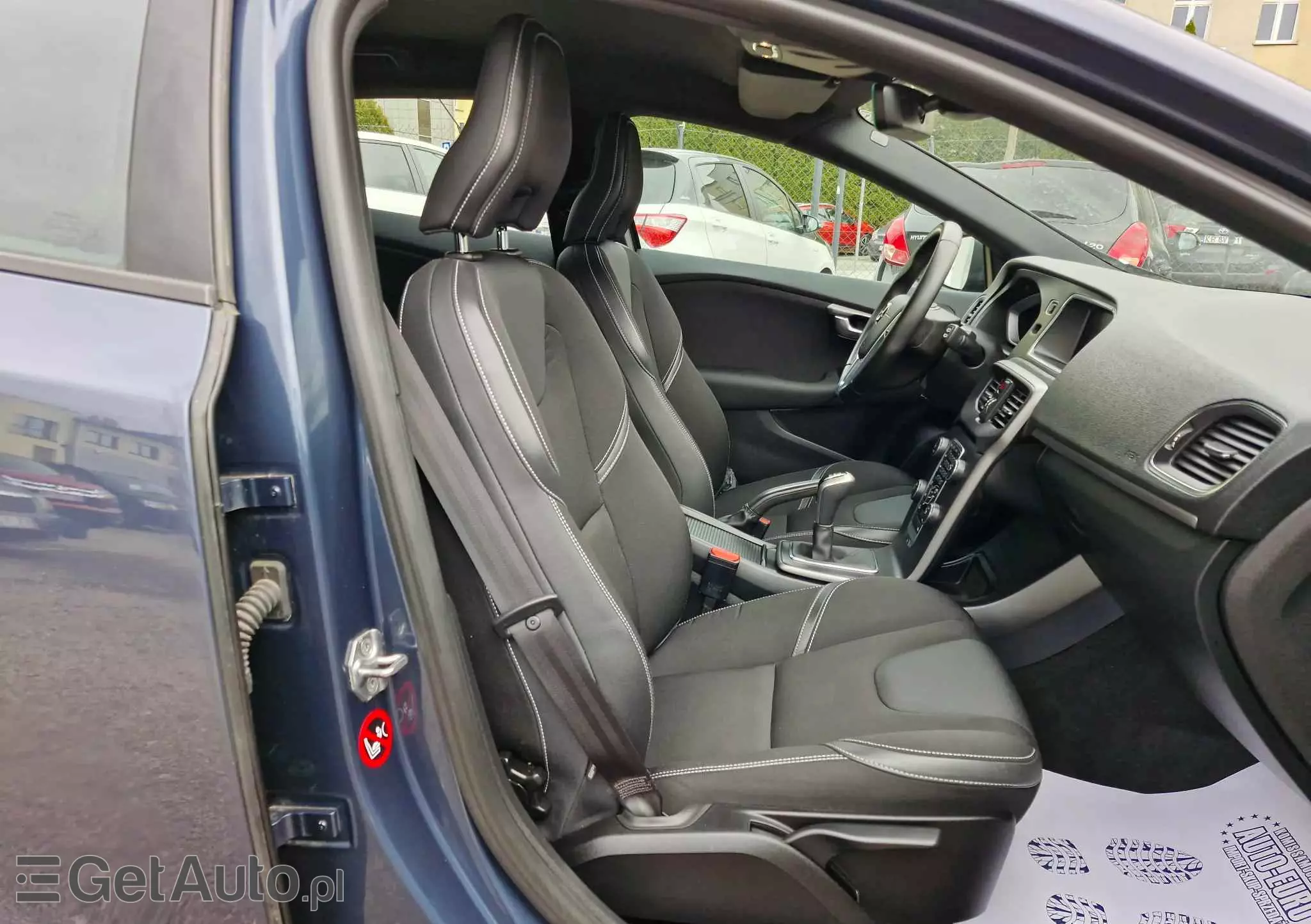 VOLVO V40 D2 Drive-E SCR Momentum