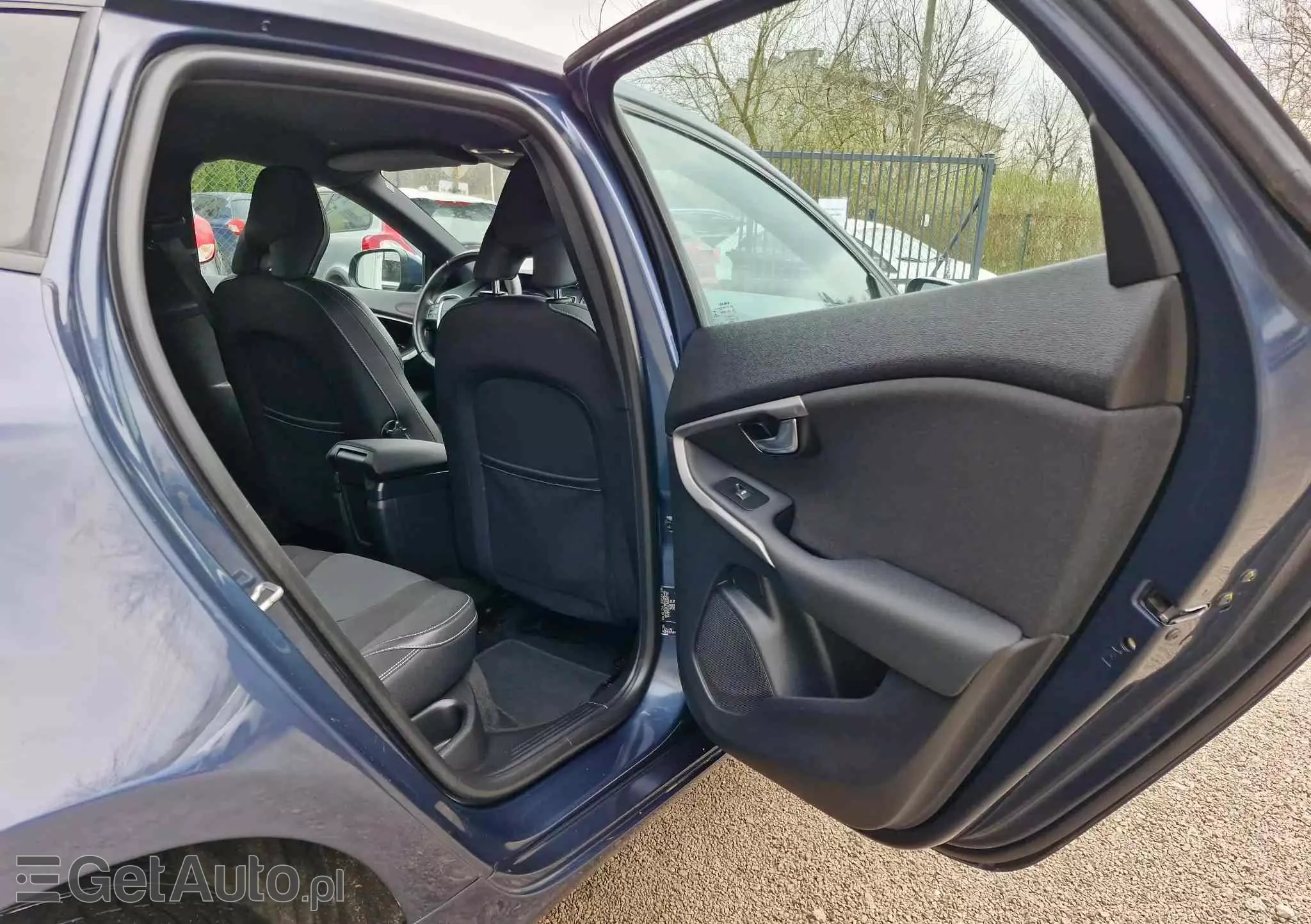 VOLVO V40 D2 Drive-E SCR Momentum