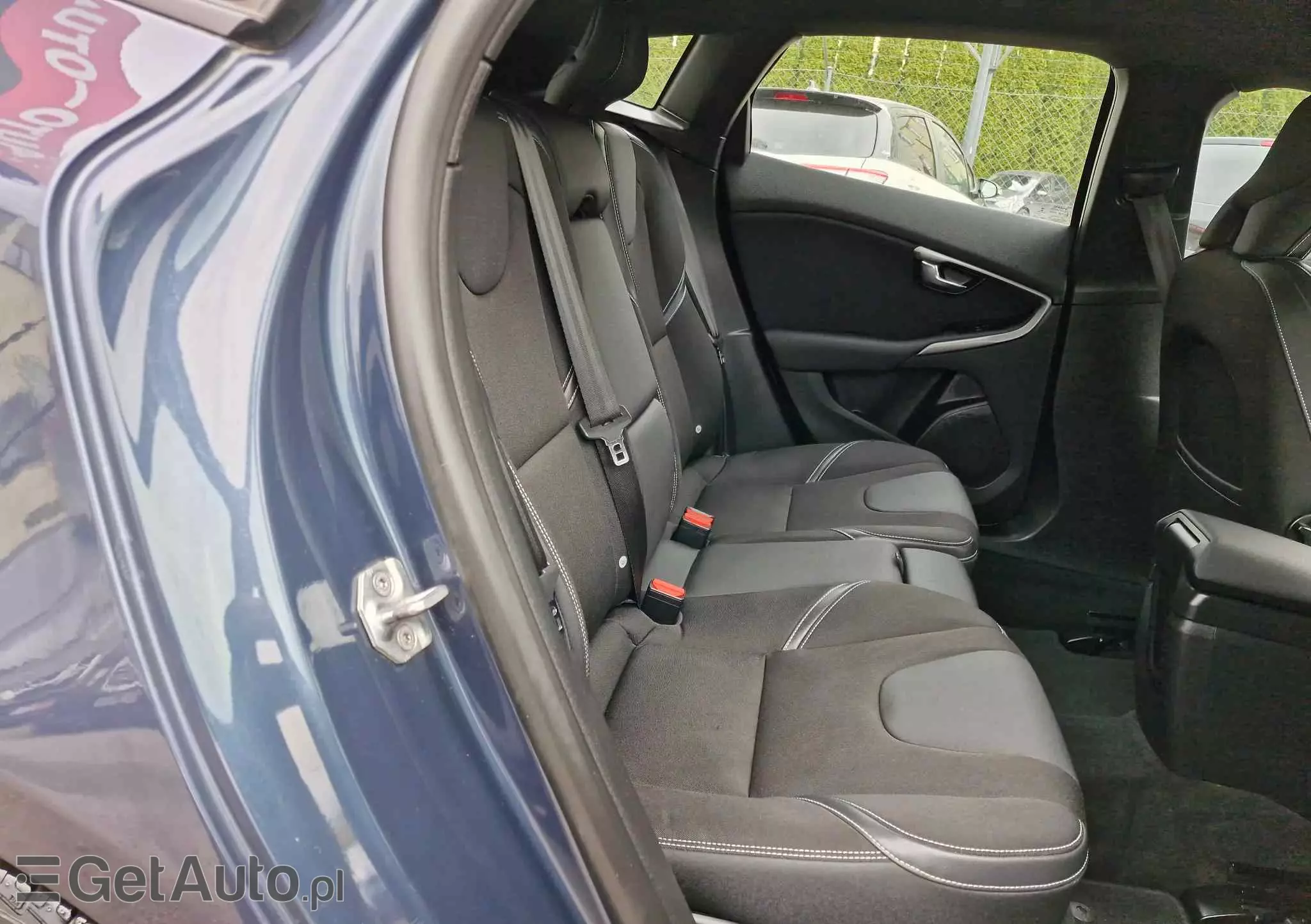 VOLVO V40 D2 Drive-E SCR Momentum