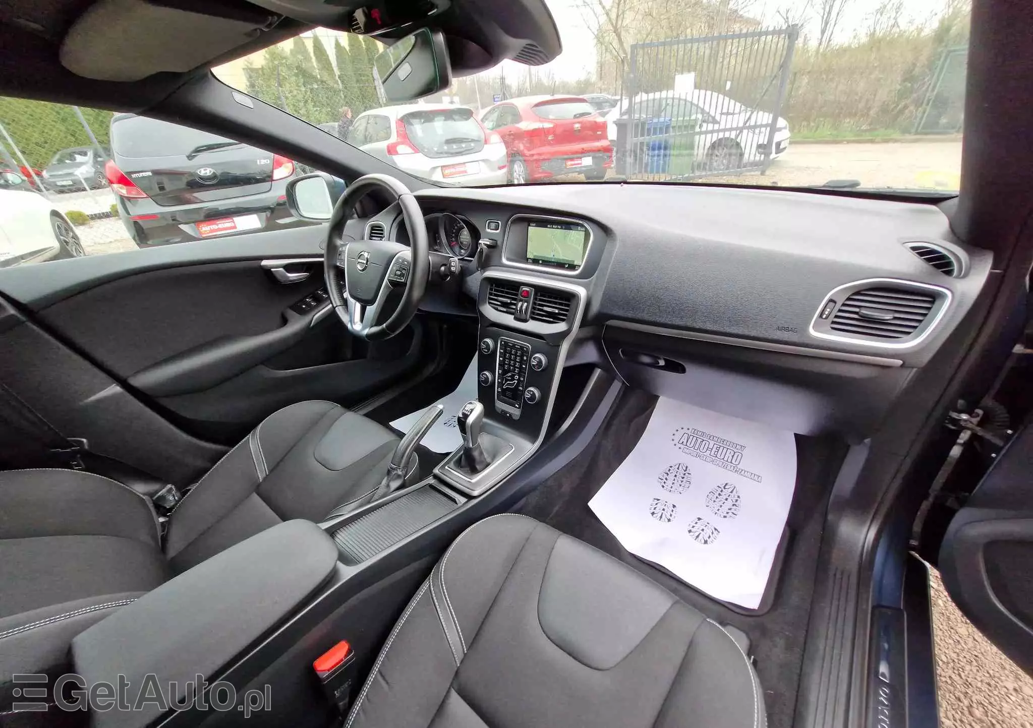 VOLVO V40 D2 Drive-E SCR Momentum