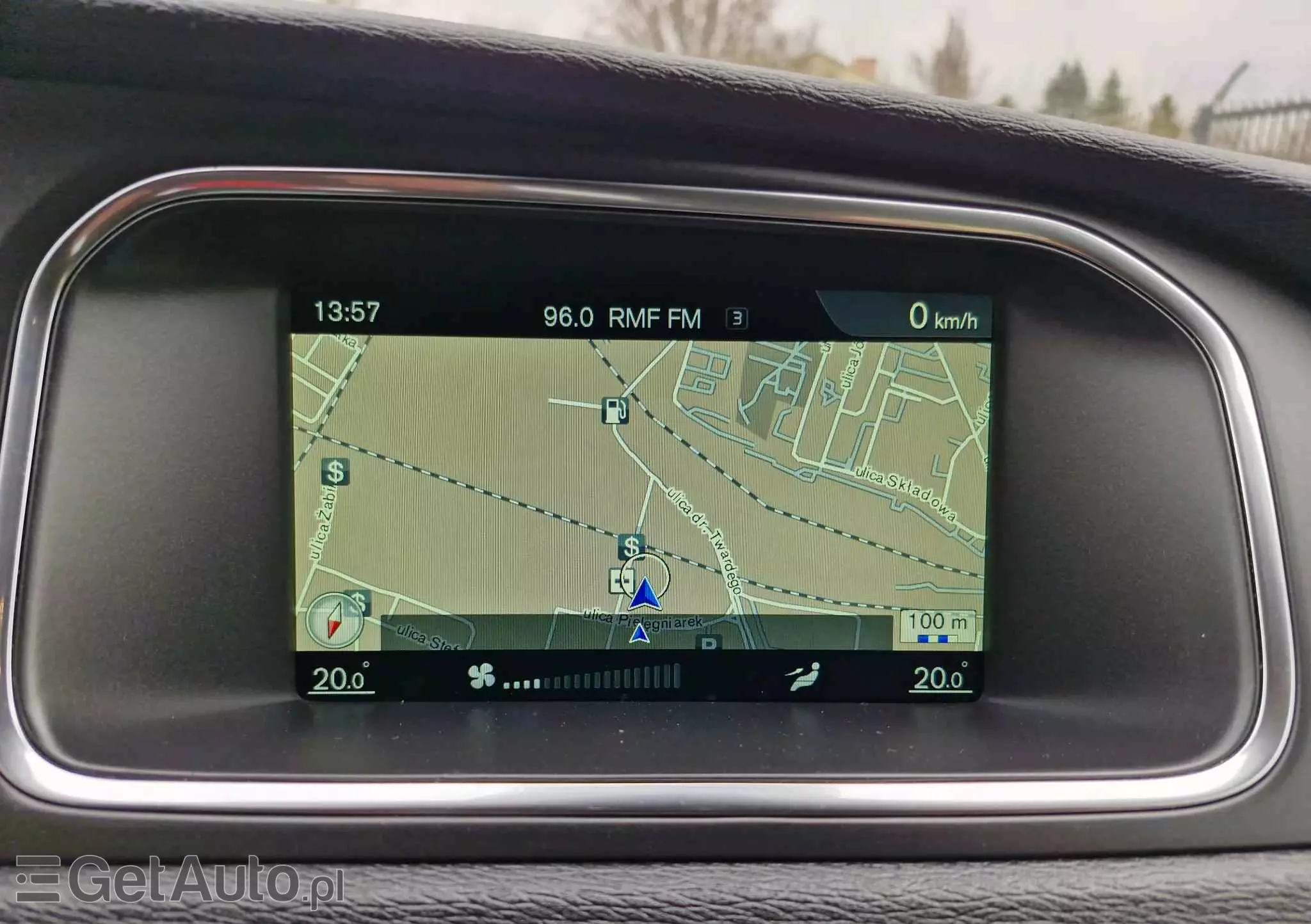 VOLVO V40 D2 Drive-E SCR Momentum