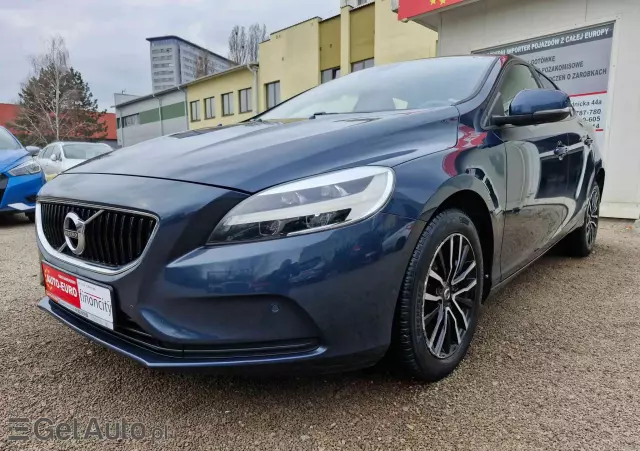 VOLVO V40 D2 Drive-E SCR Momentum