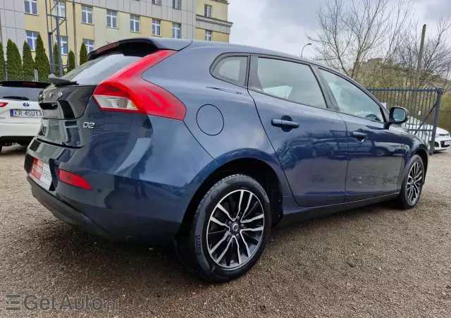 VOLVO V40 D2 Drive-E SCR Momentum