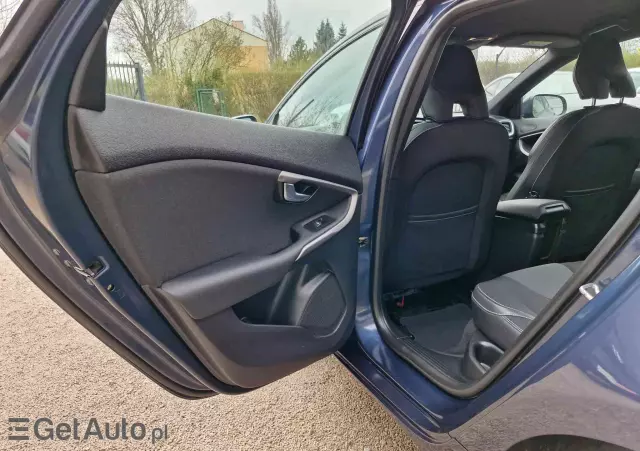 VOLVO V40 D2 Drive-E SCR Momentum