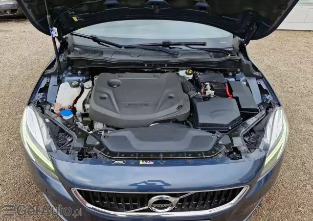 VOLVO V40 D2 Drive-E SCR Momentum